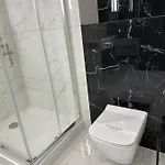 Glamroom