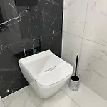Glamroom