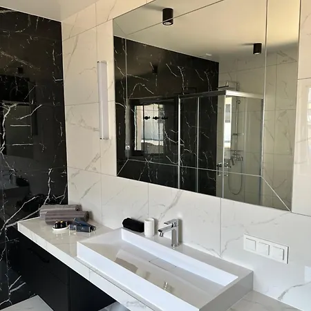 Glamroom Διαμέρισμα Mechelinki